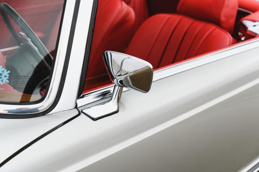 Детали экстерьера Mercedes-Benz 280 SL (W113) 1969 года  (EU) (фото 56 из 141)